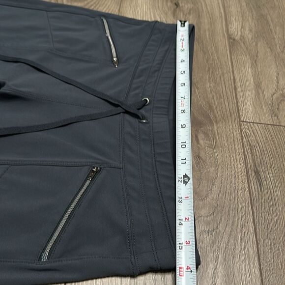 Athlete Metro Slouch Mid Rise Jogger Ankle Cinch Gray Pants Size Medium - Picture 8 of 13